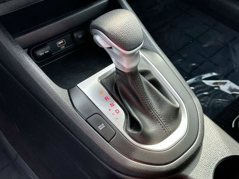 Used 2024 Kia Forte LXS image 19