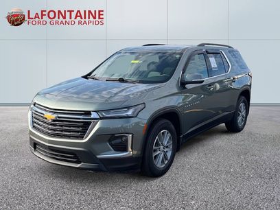 Used 2023 Chevrolet Traverse LT