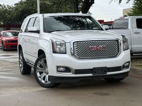 Used 2016 GMC Yukon Denali w/ Open Road Package AWD/4WD image 2