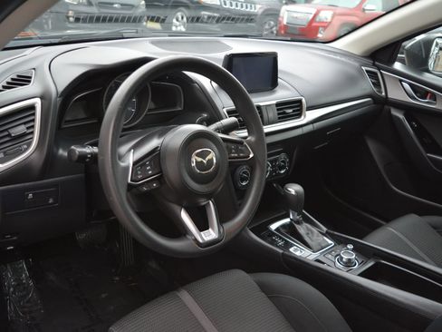 Used 2017 MAZDA MAZDA3 Sport w/ Preferred Equipment Package image 16