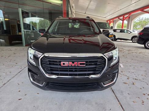 Used 2023 GMC Terrain SLE w/ Driver Convenience Package FWD image 18
