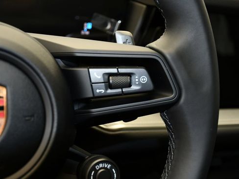 New 2026 Porsche Cayenne Coupe AWD/4WD image 38