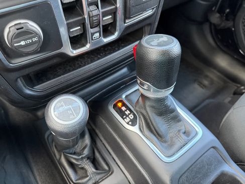 Used 2021 Jeep Wrangler Unlimited Sport AWD/4WD image 21