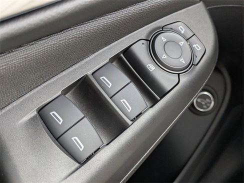 New 2026 Buick Envista Avenir image 27