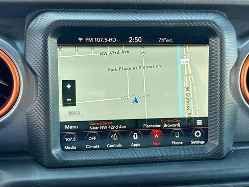 Used 2021 Jeep Gladiator Mojave AWD/4WD image 13