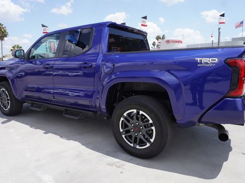 Certified 2025 Toyota Tacoma TRD Sport RWD image 5