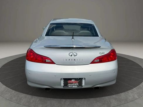 Used 2014 INFINITI Q60 Convertible w/ Premium Package RWD image 9