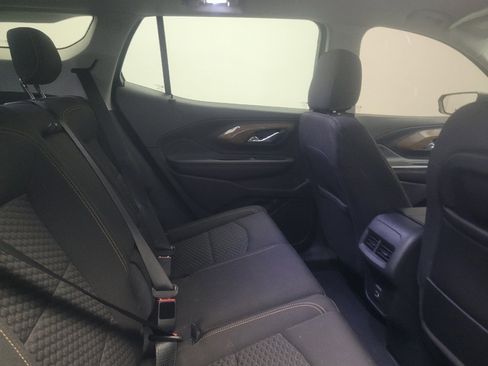 Used 2020 GMC Terrain SLE AWD/4WD image 19