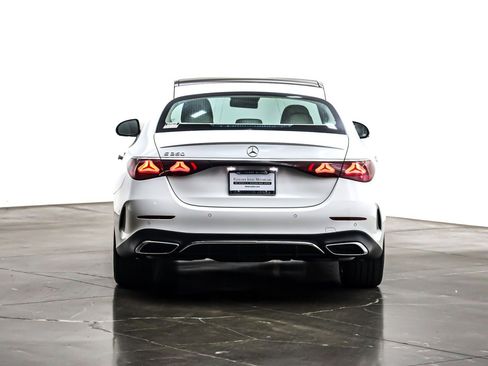 Used 2026 Mercedes-Benz E 350 Sedan image 4