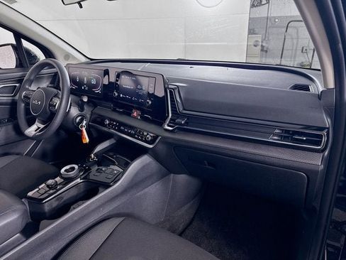 Certified 2023 Kia Sportage LX image 27