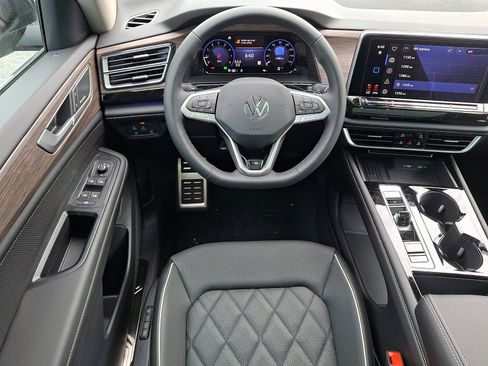 New 2026 Volkswagen Atlas SEL Premium R-Line AWD/4WD image 7