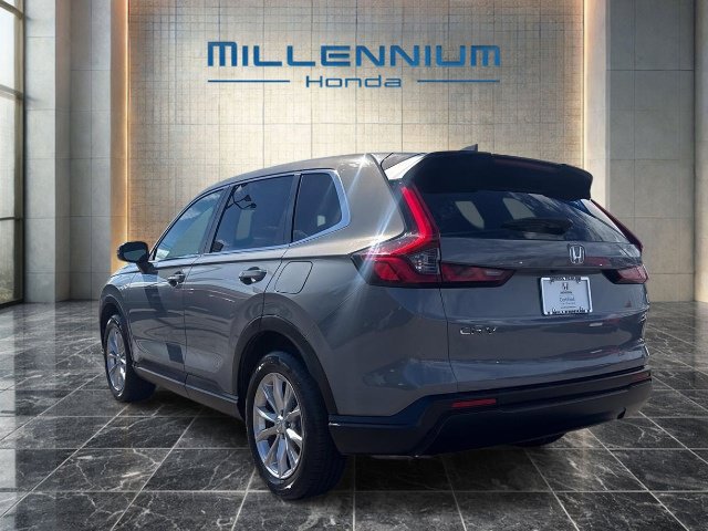 Used 2024 Honda CR-V EX image 3