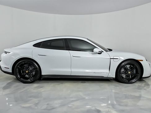Used 2020 Porsche Taycan Turbo S AWD/4WD image 11
