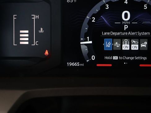 Used 2025 Toyota Tacoma SR RWD image 29