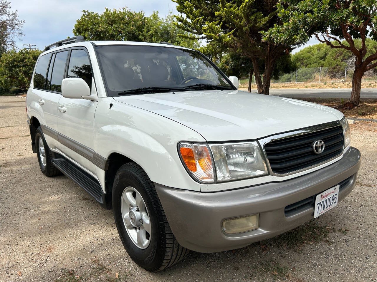 Used 1999 Toyota Land Cruiser AWD/4WD image 10