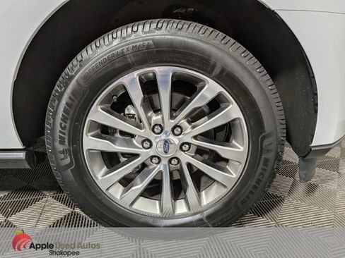 Used 2018 Ford Expedition Limited w/ Equipment Group 301A AWD/4WD image 59