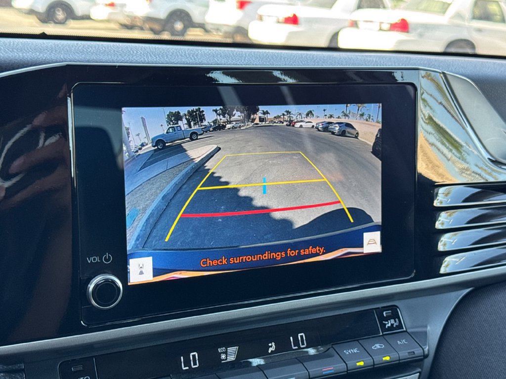 Used 2025 Toyota Camry LE FWD image 17