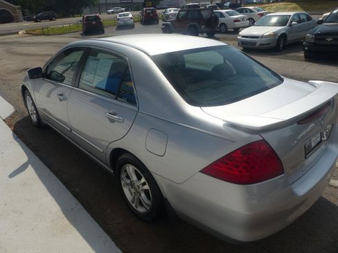 Used 2007 Honda Accord EX image 7