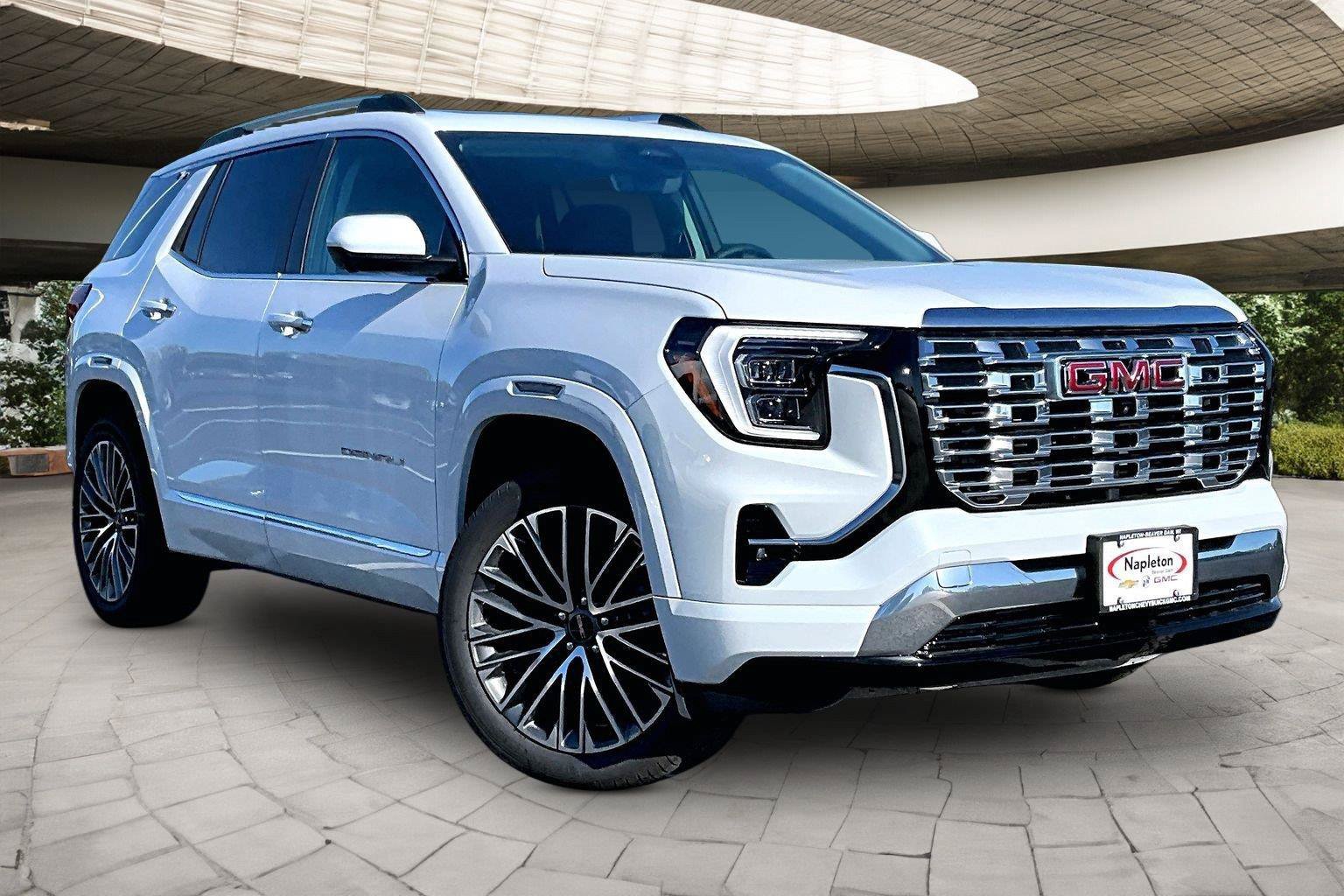 New 2027 GMC Terrain Denali AWD/4WD image 2