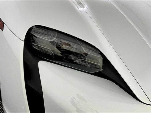 Used 2020 Porsche Taycan Turbo image 26