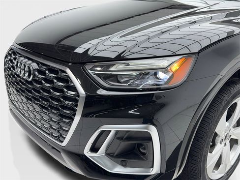 Used 2024 Audi Q5 2.0T Premium w/ Convenience Package image 5