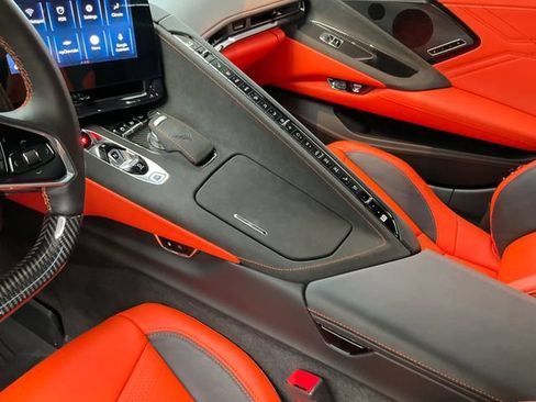 Used 2025 Chevrolet Corvette E-Ray AWD/4WD image 18