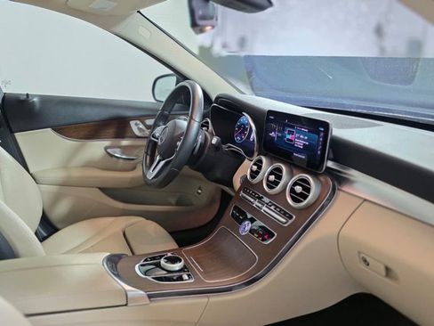 Used 2021 Mercedes-Benz C 300 4MATIC Sedan w/ Premium Package image 11