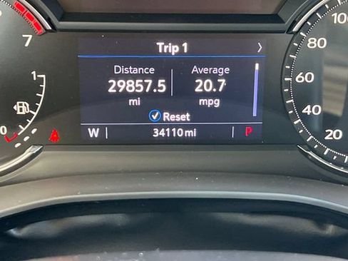 Used 2023 Cadillac XT5 Luxury FWD image 35
