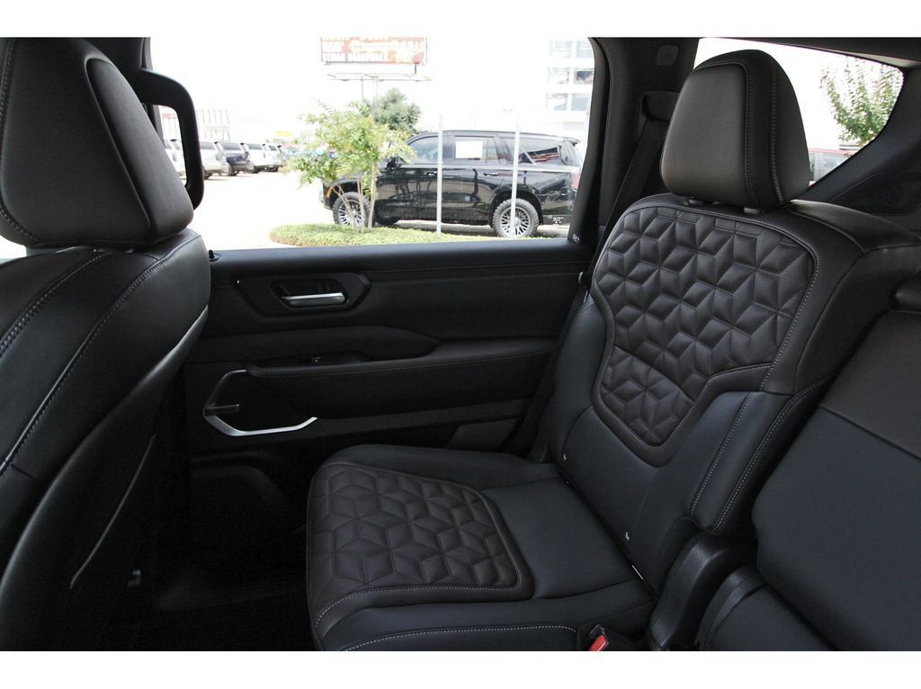 New 2026 Nissan Armada Platinum Reserve AWD/4WD image 9