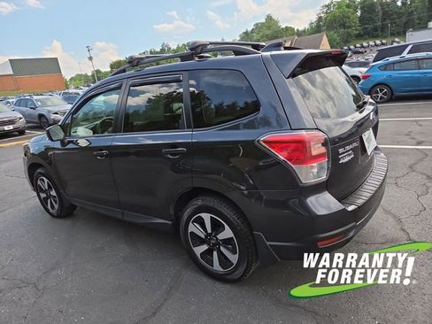 Used 2017 Subaru Forester 2.5i Premium AWD/4WD image 5