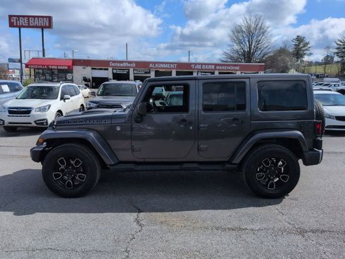 Certified 2017 Jeep Wrangler Unlimited Sahara image 5