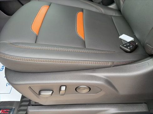 New 2026 GMC Sierra 2500 AT4 image 18