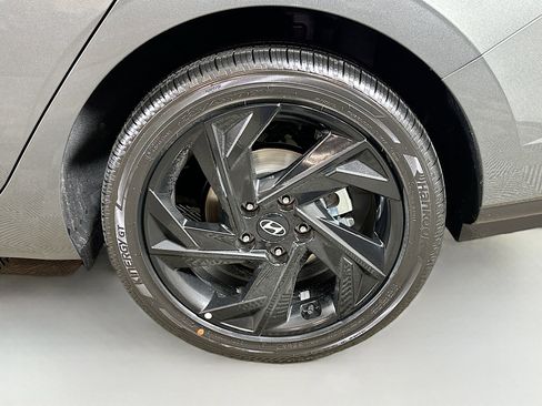 New 2026 Hyundai Elantra SEL Sport Premium FWD image 29