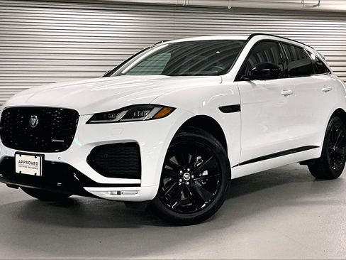 Used 2025 Jaguar F-PACE R-Dynamic S image 1