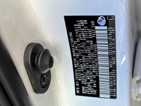 Certified 2020 Toyota Corolla LE image 25