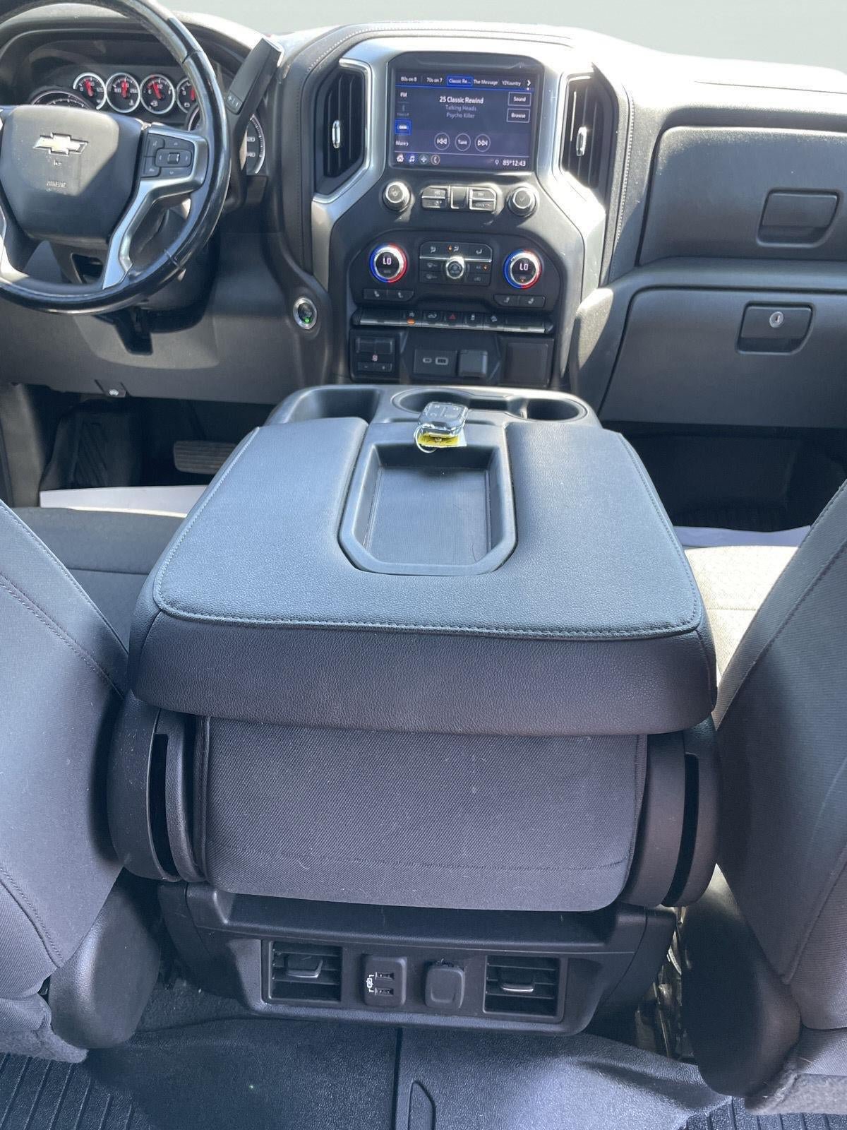 Used 2021 Chevrolet Silverado 1500 LT AWD/4WD image 14