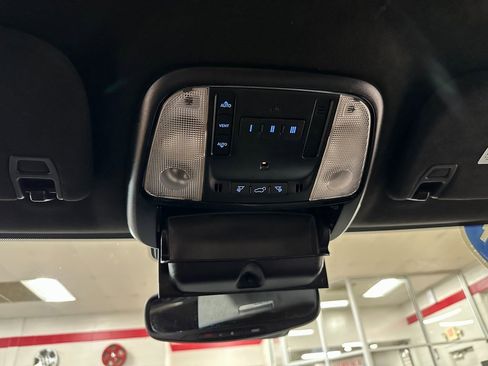 Certified 2024 Dodge Durango R/T image 38