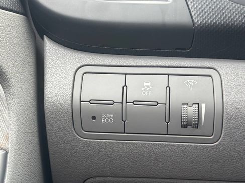 Used 2017 Hyundai Accent SE image 23