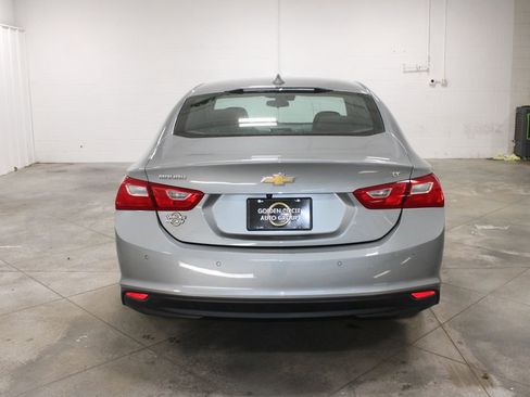 Used 2025 Chevrolet Malibu LT FWD image 8