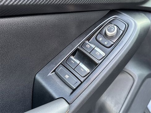 Used 2025 Subaru Crosstrek 2.5i Limited w/ Popular Package #3A image 24