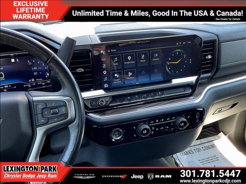 Used 2022 Chevrolet Silverado 1500 LT AWD/4WD image 10