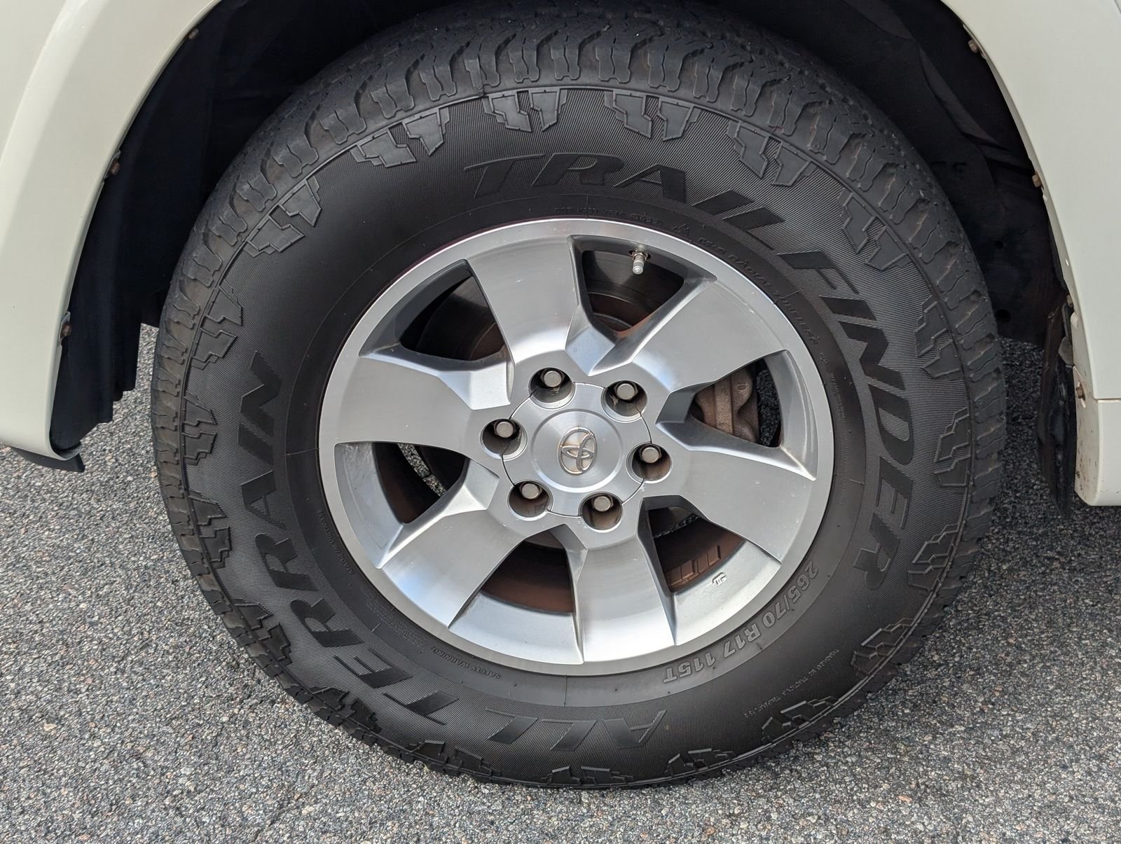 Used 2013 Toyota 4Runner SR5 RWD image 13