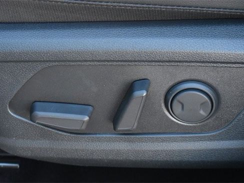 New 2026 Kia Sportage EX image 21