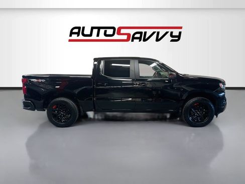 Used 2024 Chevrolet Silverado 1500 RST w/ Redline Edition AWD/4WD image 8