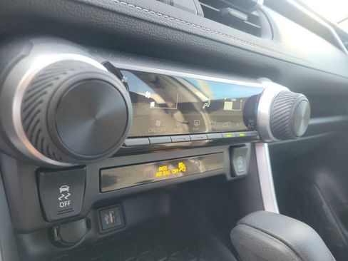 Used 2024 Toyota RAV4 LE image 20