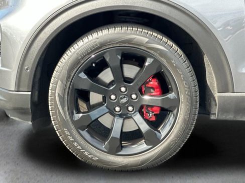 Used 2021 Ford Explorer ST w/ Equipment Group 401A image 27