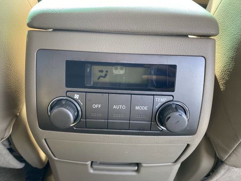 Used 2008 Toyota Highlander Limited AWD/4WD image 28