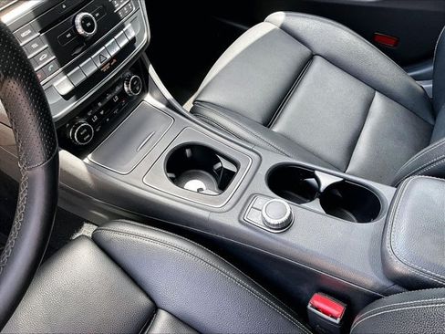 Used 2019 Mercedes-Benz CLA 250 image 15