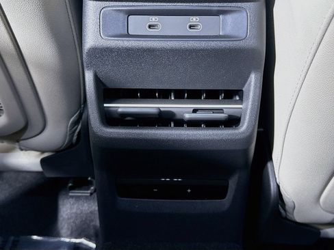 Certified 2026 Audi Q3 quattro 2.0T AWD/4WD image 24