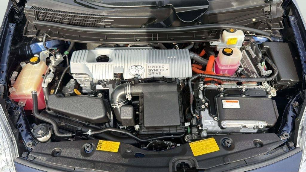 Used 2014 Toyota Prius Two FWD image 26